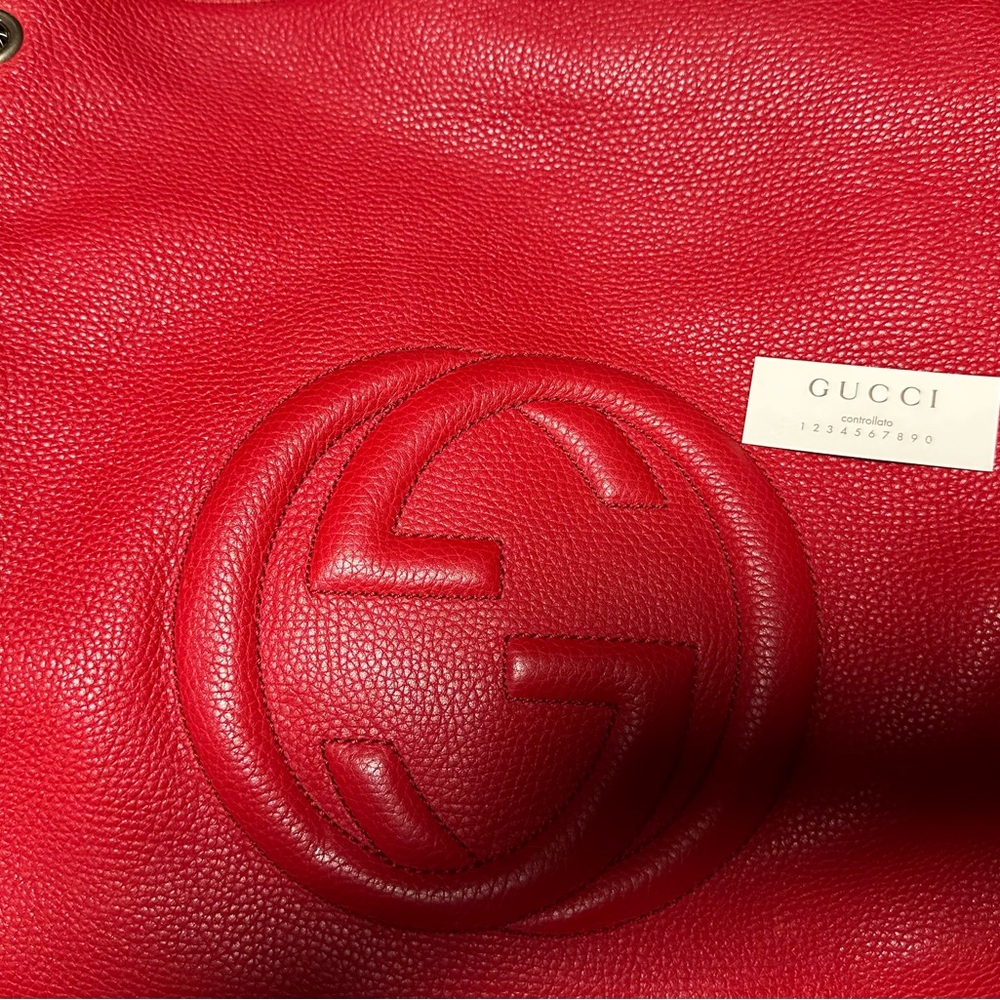 Gucci Red Leather Shoulder Bag with Iconic GG Logo